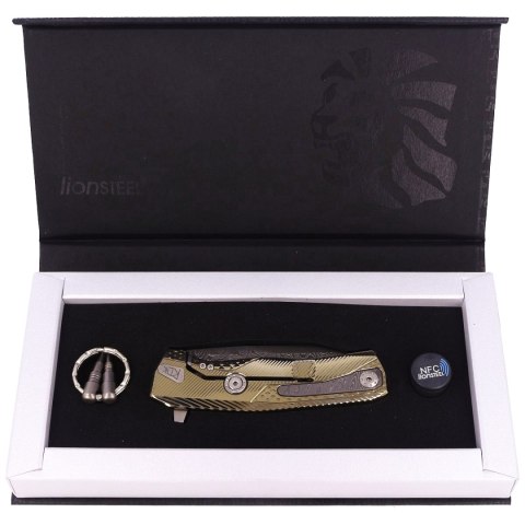 Nóż składany LionSteel ROK Gold Titanium, Chad Nichols Scrambled Damascus (ROK DD GL) Nóż składany LionSteel ROK Gold Titanium, Chad Nichols Scrambled Damascus (ROK DD GL)