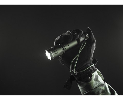 Latarka Armytek Dobermann PRO Olive 1400 lm Latarka Armytek Dobermann PRO Olive 1400 lm