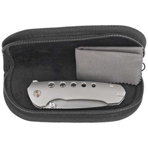 Nóż składany Remette RT-BEE-T w/Titanium Toothpick Gray Titanium, Hand Pearlescent M390 Nóż składany Remette RT-BEE-T w/Titanium Toothpick Gray Titanium, Hand Pearlescent M390